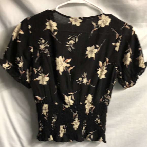 Black XS flowered faux wrap Paper Crane blouse sweetheart peasant top - Picture 12 of 12